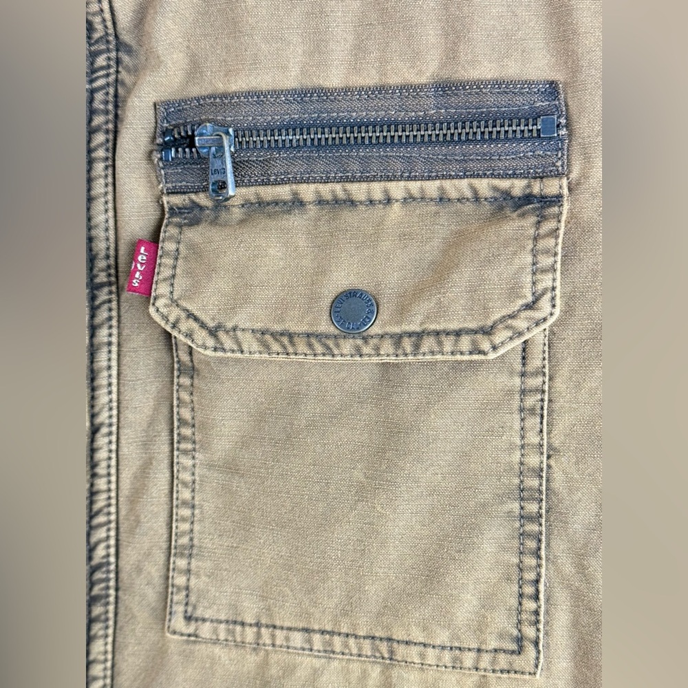 Levi's Men's Canvas Full-Zip Five-Pocket Khaki Trucker Jacket, Size Medium - Picture 3 of 15